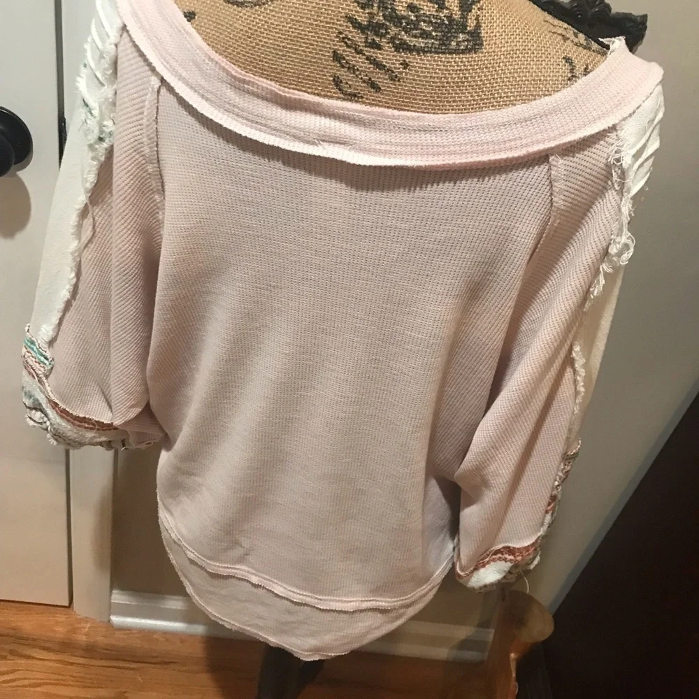 🌸FREE PEOPLE We The Free Embroidered Bubble Top